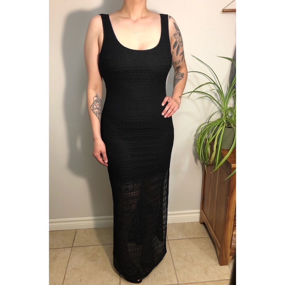 GUESS black lace maxi dress